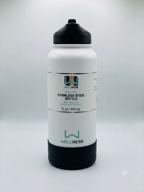 ​NEW Wellness 32 oz Double Wall Stainless Steel Vacuum Insulated Water Bottle